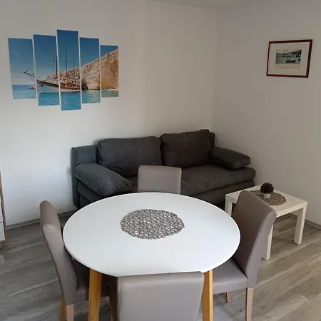 Apartments Boric Cres Exterior photo